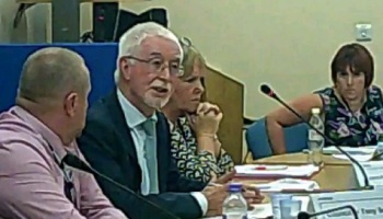 Councillor Tony Smith at the Special Cabinet Meeting of 4th September 2014 to discuss Lyndale School L to R Cllr Stuart Whittingham, Cllr Tony Smith, Cllr Bernie Mooney, Lyndzay Roberts